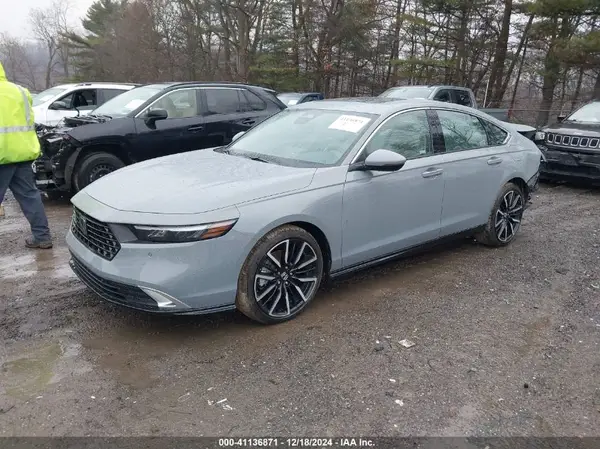 1HGCY2F81SA005883 2025 HONDA ACCORD - Image 2
