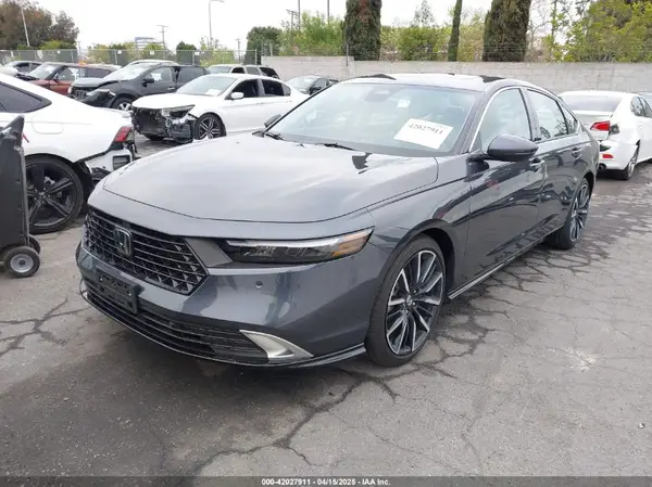 1HGCY2F82RA070008 2024 HONDA ACCORD - Image 2