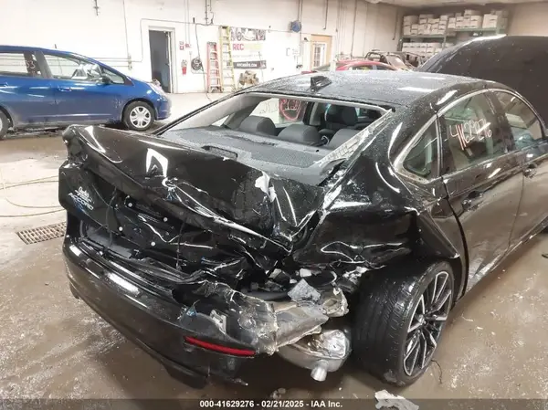 2025 HONDA ACCORD auction photo 6