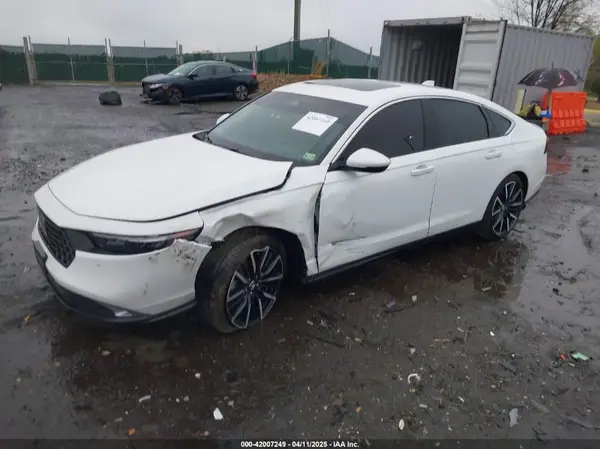 1HGCY2F85RA071850 2024 HONDA ACCORD - Image 2