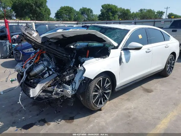 1HGCY2F85SA018541 2025 HONDA ACCORD - Image 2