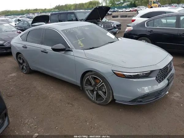 1HGCY2F88RA092210 2024 HONDA ACCORD - Image 1