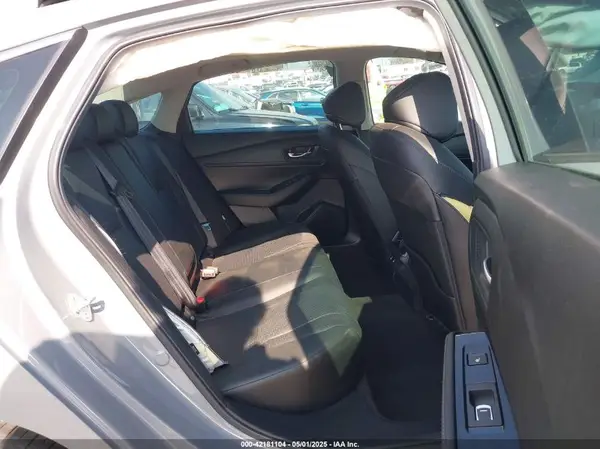 1HGCY2F8XRA070757 2024 HONDA ACCORD - Image 8