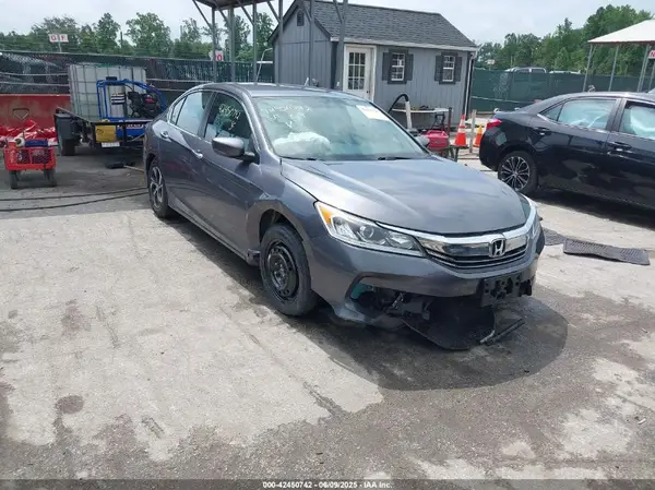 1HGLR2F31HA044192 2017 HONDA ACCORD - Image 1