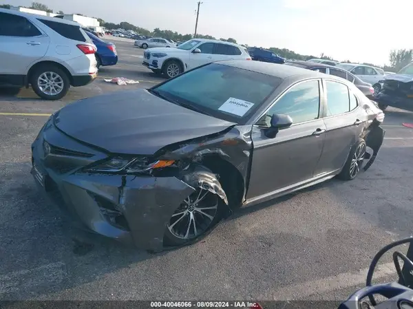 1J4RR4GG9BC672447 2020 TOYOTA CAMRY - Image 2