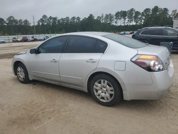 1N4AL2AP9CN580395 2022 NISSAN ALTIMA - Image 2