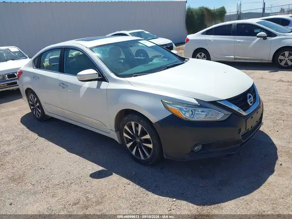 1N4AL3AP0GC115916 2016 NISSAN ALTIMA - Image 1