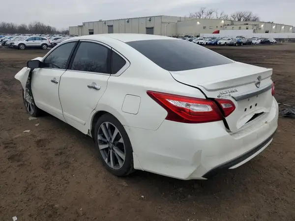 1N4AL3AP0GC119979 2016 NISSAN ALTIMA - Image 2