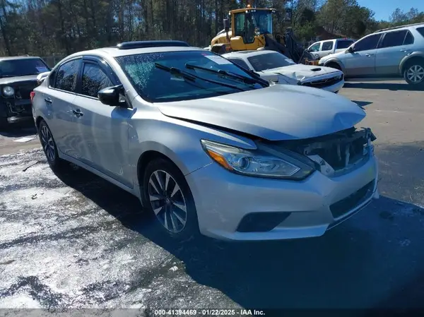 1N4AL3AP0GC120758 2016 NISSAN ALTIMA - Image 1