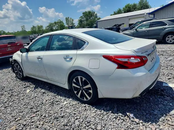 1N4AL3AP0GC125958 2016 NISSAN ALTIMA - Image 2