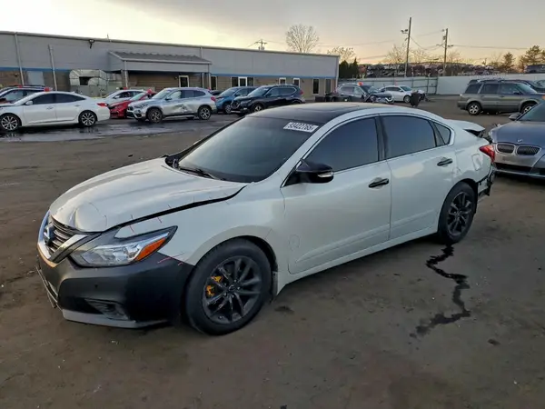 1N4AL3AP0GC136779 2016 NISSAN ALTIMA - Image 1