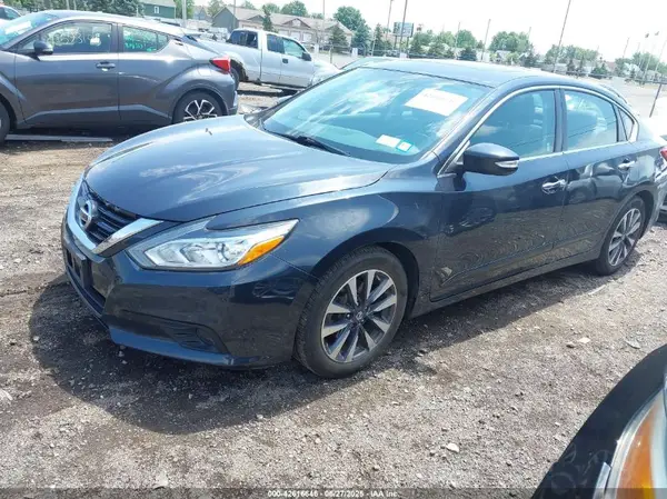 1N4AL3AP0GC137737 2016 NISSAN ALTIMA - Image 2
