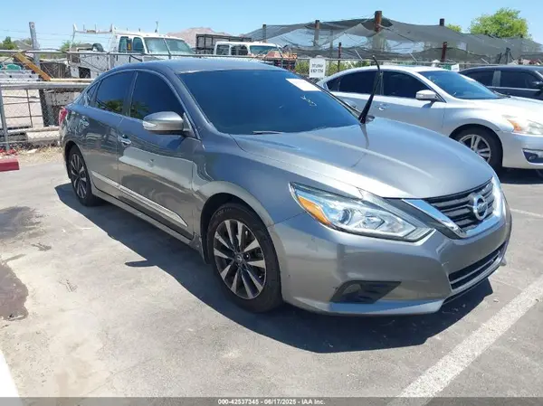 1N4AL3AP0GC142405 2016 NISSAN ALTIMA - Image 1