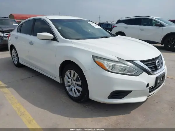 1N4AL3AP0GC153288 2016 NISSAN ALTIMA - Image 1