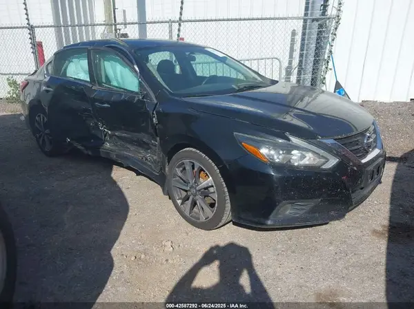 1N4AL3AP0GC164873 2016 NISSAN ALTIMA - Image 1