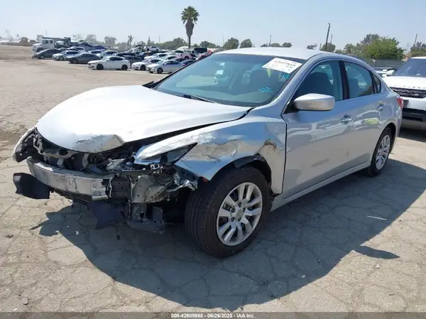 1N4AL3AP0GC165196 2016 NISSAN ALTIMA - Image 2