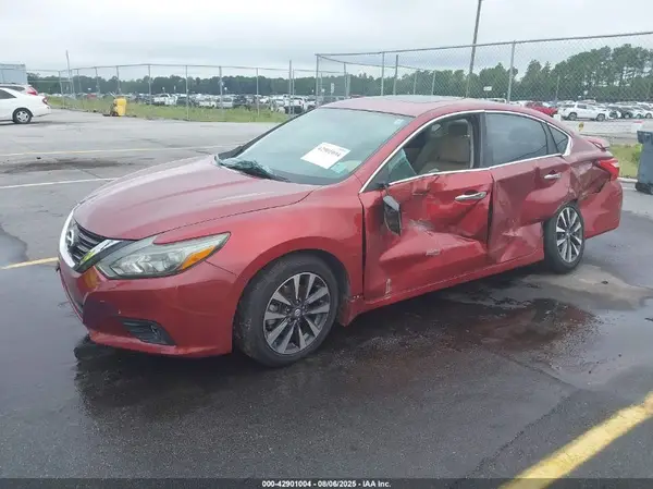 1N4AL3AP0GC165666 2016 NISSAN ALTIMA - Image 2
