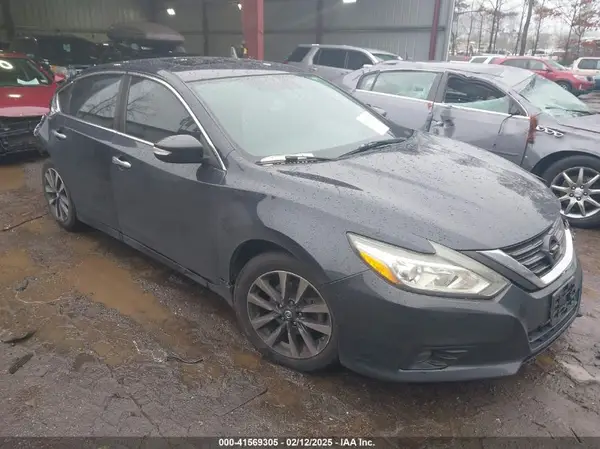 1N4AL3AP0GC176067 2016 NISSAN ALTIMA - Image 1