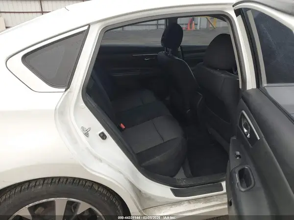 1N4AL3AP0GC176635 2016 NISSAN ALTIMA - Image 8