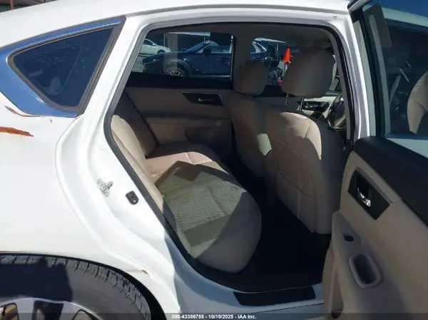 1N4AL3AP0GC184363 2016 NISSAN ALTIMA - Image 8