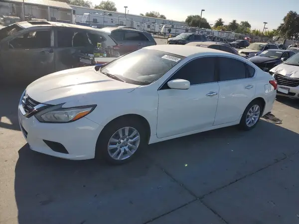 1N4AL3AP0GC199512 2016 NISSAN ALTIMA - Image 1