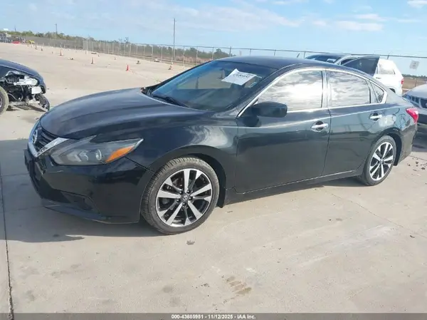 1N4AL3AP0GC206765 2016 NISSAN ALTIMA - Image 2
