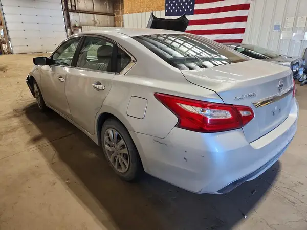 1N4AL3AP0GC207236 2016 NISSAN ALTIMA - Image 2