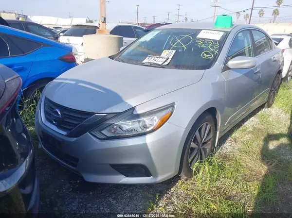 1N4AL3AP0GC208113 2016 NISSAN ALTIMA - Image 2