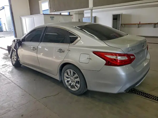 1N4AL3AP0GC215269 2016 NISSAN ALTIMA - Image 2