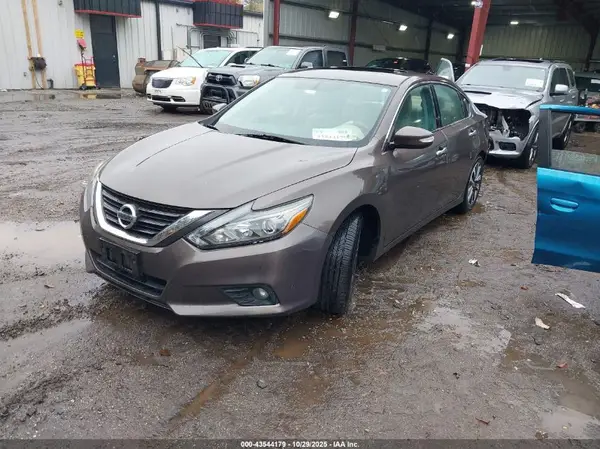 1N4AL3AP0GC220696 2016 NISSAN ALTIMA - Image 2