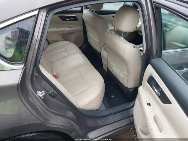 1N4AL3AP0GC220696 2016 NISSAN ALTIMA - Image 8