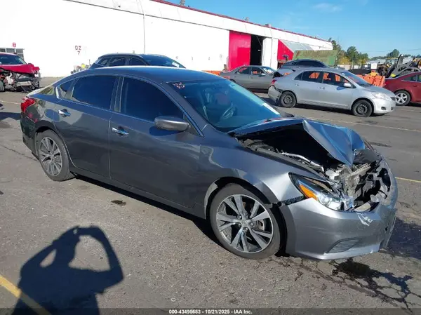 1N4AL3AP0GC224263 2016 NISSAN ALTIMA - Image 1