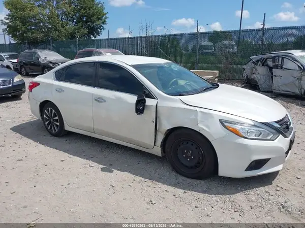 1N4AL3AP0GC229947 2016 NISSAN ALTIMA - Image 1