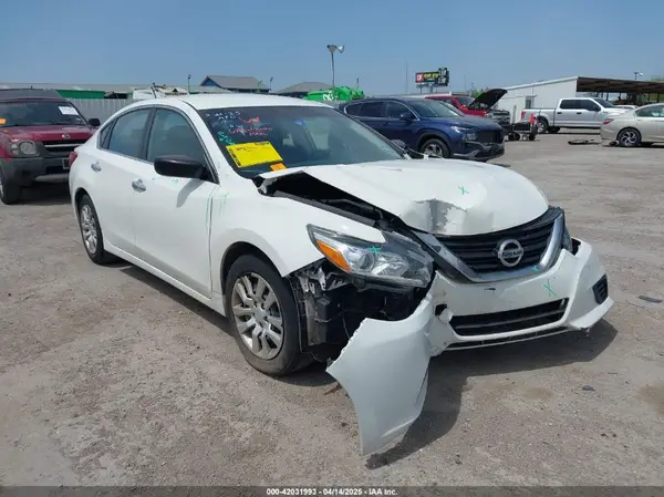 1N4AL3AP0GC234811 2016 NISSAN ALTIMA - Image 1