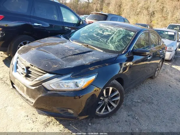 1N4AL3AP0GC241189 2016 NISSAN ALTIMA - Image 2