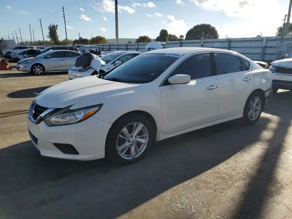 1N4AL3AP0GC244710 2016 NISSAN ALTIMA - Image 1