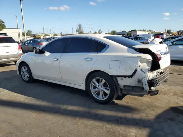1N4AL3AP0GC244710 2016 NISSAN ALTIMA - Image 2