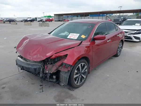 1N4AL3AP0GC247302 2016 NISSAN ALTIMA - Image 2