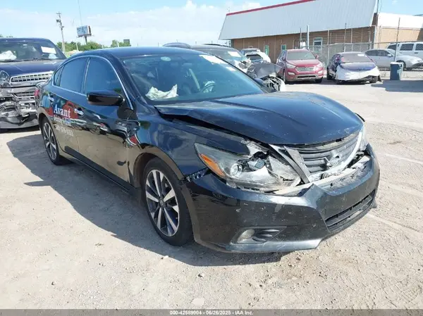 1N4AL3AP0GC248420 2016 NISSAN ALTIMA - Image 1