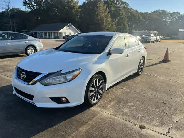 1N4AL3AP0GC260812 2016 NISSAN ALTIMA - Image 1