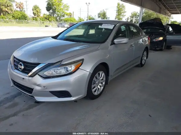 1N4AL3AP0GC267808 2016 NISSAN ALTIMA - Image 2
