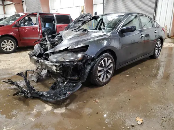 1N4AL3AP0GC268831 2016 NISSAN ALTIMA - Image 1