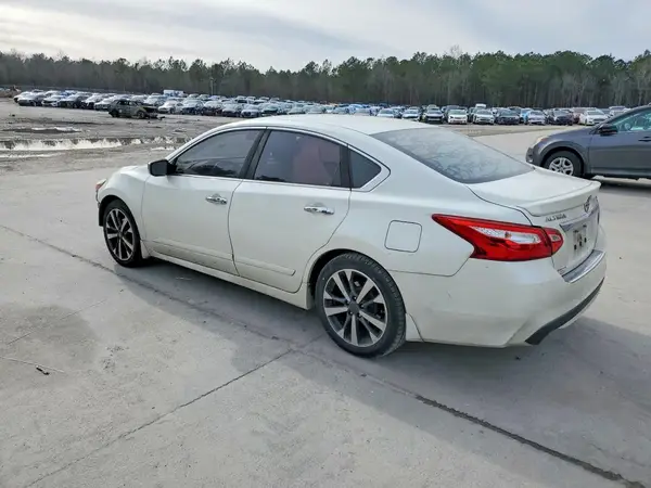 1N4AL3AP0GC271194 2016 NISSAN ALTIMA - Image 2