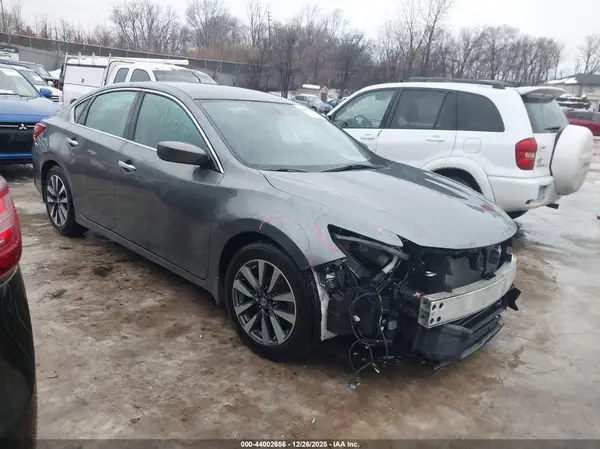1N4AL3AP0GC275553 2016 NISSAN ALTIMA - Image 1