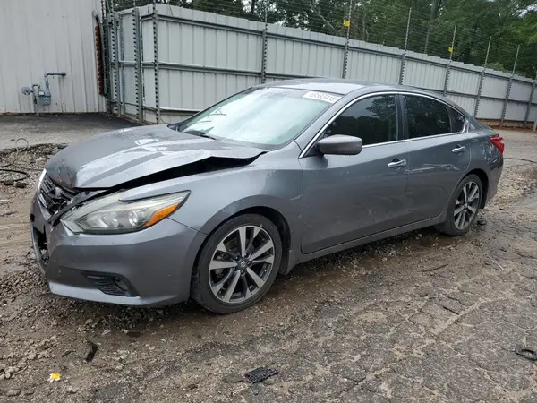 1N4AL3AP0GC275634 2016 NISSAN ALTIMA - Image 1