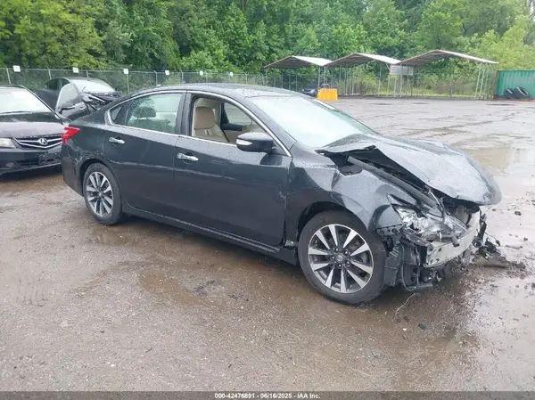 1N4AL3AP0GC284799 2016 NISSAN ALTIMA - Image 1