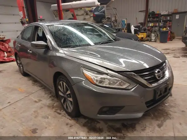 1N4AL3AP0GC292384 2016 NISSAN ALTIMA - Image 1