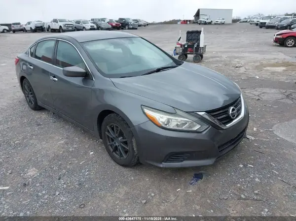 1N4AL3AP0GN310578 2016 NISSAN ALTIMA - Image 1
