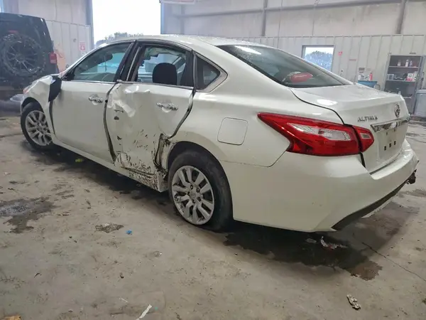 1N4AL3AP0GN312329 2016 NISSAN ALTIMA - Image 2