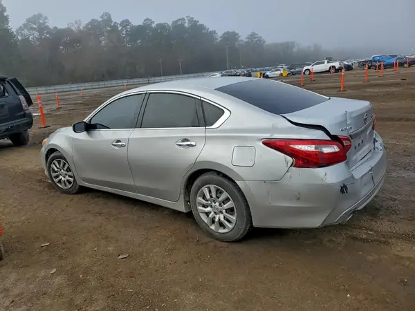 1N4AL3AP0GN317112 2016 NISSAN ALTIMA - Image 2